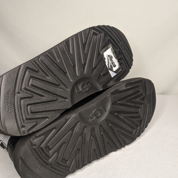 UGG boots main image 5